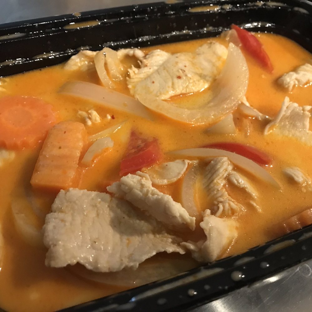 Tree Top Thai Cuisine - Chicken Massaman Curry Dish - Thai Near Me - Waltham, Massachusetts Tree Top Thai Cuisine - Chicken Massaman Curry Dish - Thai Near Me - Waltham, Massachusetts