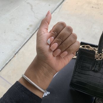 Lavish Nail Bar - Nail Salons Near Me - Miramar, Florida