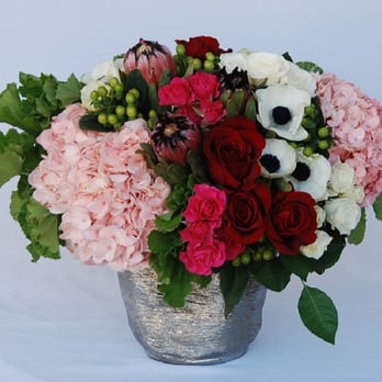 Crescenta Valley Flowers - Shy Love - Florists Near Me - La Crescenta, California