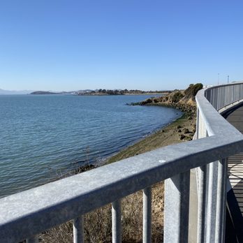 Albany Waterfront Trail - Albany Waterfront Trail - Hiking Near Me - Albany, California Albany Waterfront Trail - Albany Waterfront Trail - Hiking Near Me - Albany, California