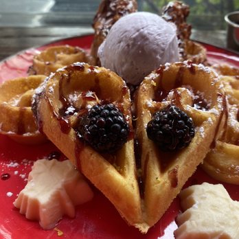 Red Maple - Chicken and waffles - Cafes Near Me - Los Angeles, California Red Maple - Chicken and waffles - Cafes Near Me - Los Angeles, California