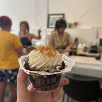 Tí Cafe - anniversary/birthday cupcake - Coffee & Tea Near Me - Denver, Colorado