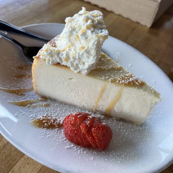 Hideaway House - Vanilla Cheesecake - Pizza Near Me - Sedona, Arizona Hideaway House - Vanilla Cheesecake - Pizza Near Me - Sedona, Arizona