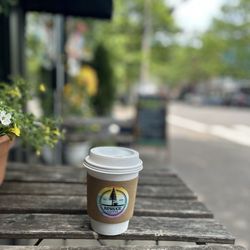 Spruce Coffee - The mango peach tea with honey for the win