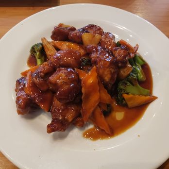 David's Dumpling & Noodle Bar - General Mao's Chicken - Chinese Near Me - Raleigh, North Carolina
