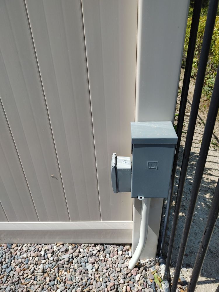 Slide of Oak Electric