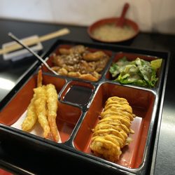 Momiji Sushi
