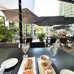 Sab Cafe - 2 Egg Rolls/ 2 Summer Rolls
