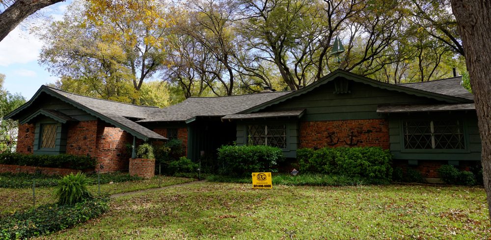 Slide of D&G Roof Systems