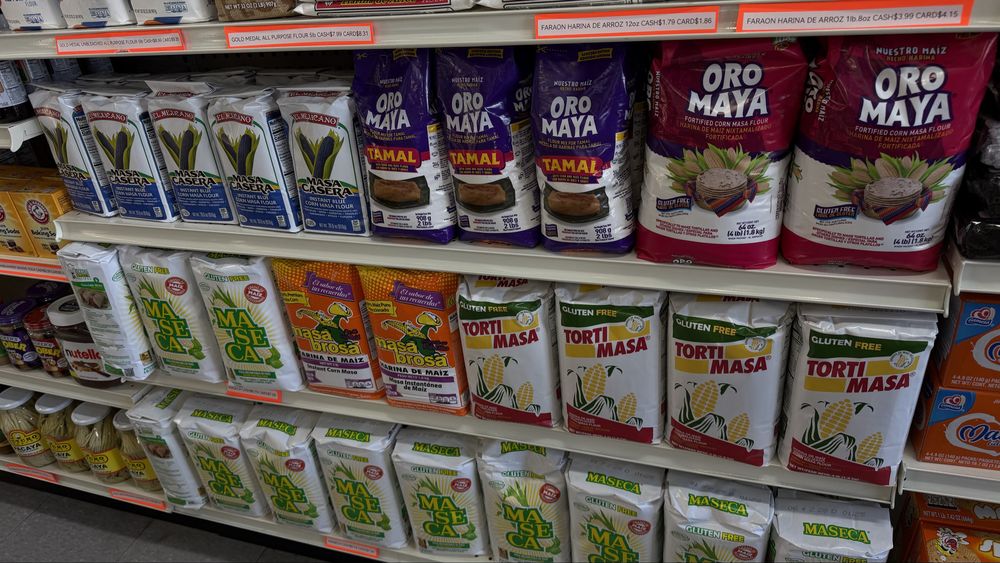Los Primos Mini Market Logo
