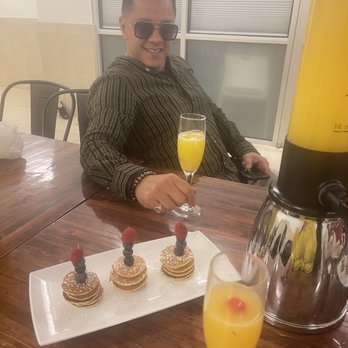 Oak Texas Bar & Grill - Mini fruit pancakes and an mimosa tower ! - Bars Near Me - McAllen, Texas