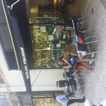 Leitaria e Pastelaria Pomarense - Bars Near Me - Lisbon, 11