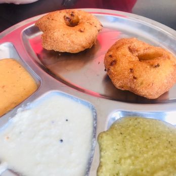 Madras Cafe - Medu Vada Plate - Indian Near Me - Sunnyvale, California