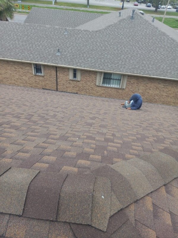 Slide of Diamond Ridge Roofing