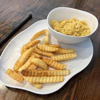 The Great Room Cafe - Kids Mac and Cheese - Breakfast & Brunch Near Me - Redondo Beach, California The Great Room Cafe - Kids Mac and Cheese - Breakfast & Brunch Near Me - Redondo Beach, California