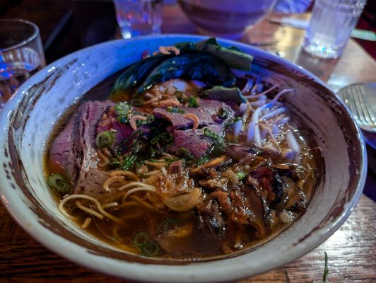 Glo Noodle House by null