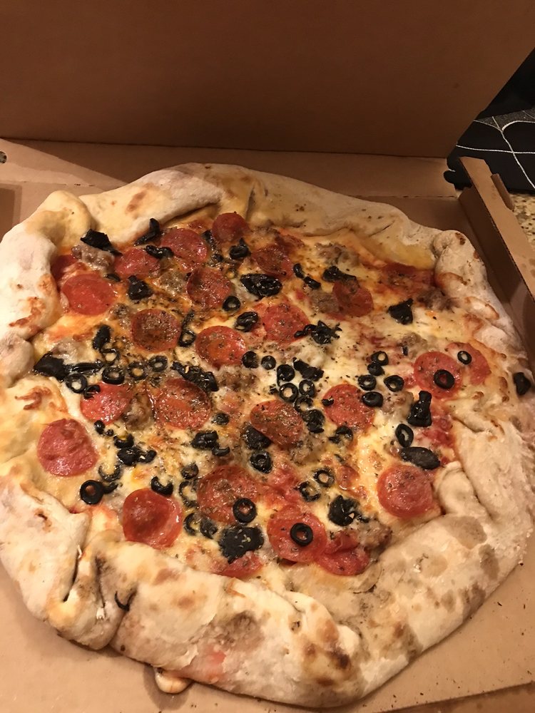 CRAZY BEARS PIZZA Updated September 2024 10 Photos & 49 Reviews