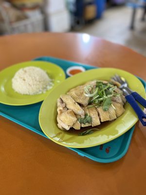 Tian Tian Hainanese Chicken Rice by null