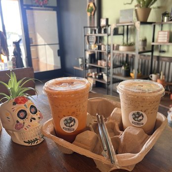 Pressed + Flower - Coffee & Tea Near Me - Azusa, California