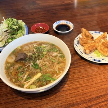 Pho Tampa - Bun bon-hue spicy pho. And pot stickers. - Vegan Near Me - Tampa, Florida Pho Tampa - Bun bon-hue spicy pho. And pot stickers. - Vegan Near Me - Tampa, Florida
