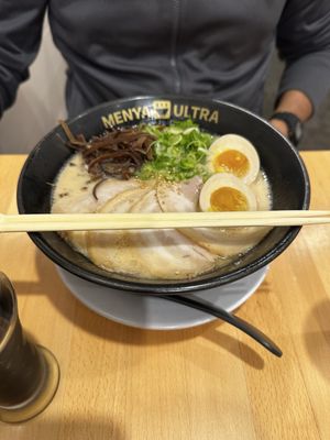 Menya Ultra Mira Mesa by null Menya Ultra Mira Mesa by null