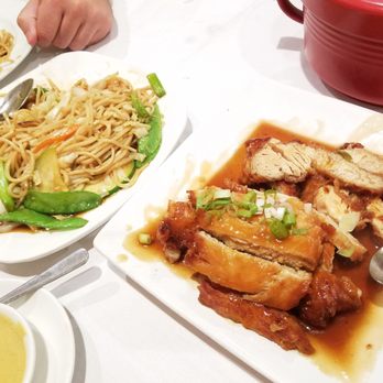 Flamingo Palace - Flamingo Special Chicken and Vegetable Chow Mein - Chinese Near Me - Phoenix, Arizona