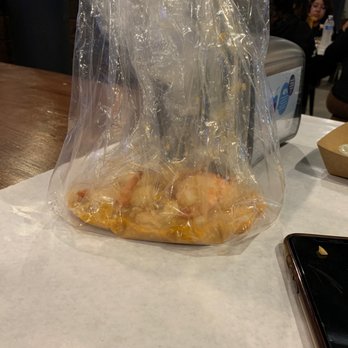 Raising Claw - This is supposed to be 1pound of shrimp but honestly it's not even half a pound. - Seafood Near Me - Garden Grove, California Raising Claw - This is supposed to be 1pound of shrimp but honestly it's not even half a pound. - Seafood Near Me - Garden Grove, California