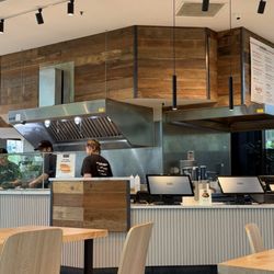 Hap's Burgers & Taps
