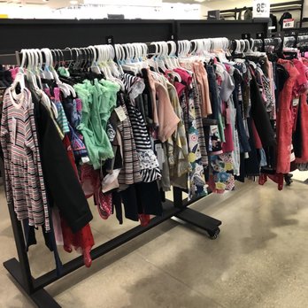 Bloomingdale's Outlet - Outlet Stores Near Me - Sunrise, Florida Bloomingdale's Outlet - Outlet Stores Near Me - Sunrise, Florida