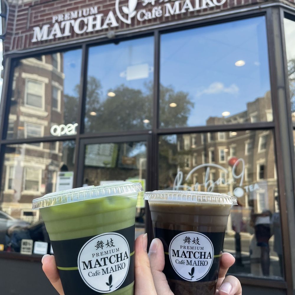 Matcha Café Maiko - 06. Matcha Latte and 20. Kokuto Hojicha Latte - Bubble Tea Near Me - Boston, Massachusetts