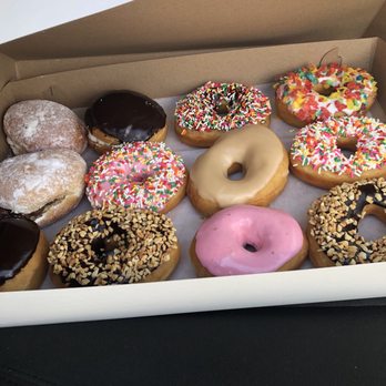 Flip Flops Donut Shop - Donuts Near Me - Emerald Isle, North Carolina