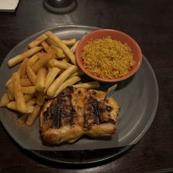 Nando's - Medium Chicken Butterfly with Peri Chips and Spicy Rice (2023) £14.45