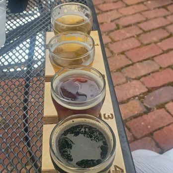 Maize Valley - Flight - Wineries Near Me - Hartville, Ohio Maize Valley - Flight - Wineries Near Me - Hartville, Ohio