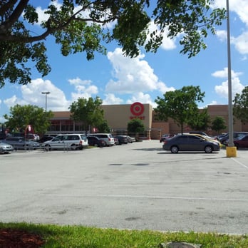 Target - Department Stores Near Me - Hialeah, Florida