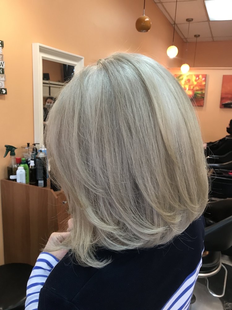 HENNY’S SALON Updated September 2024 17 Photos & 27 Reviews 4714