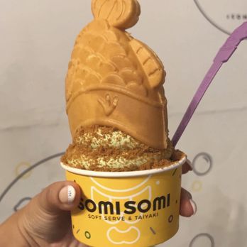 Somisomi - Upside Down Matcha & Ube soft serve with Custard filling and Biscoff Crumble topping - Desserts Near Me - San Diego, California