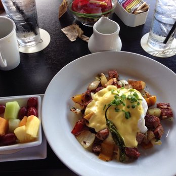 Ama Ama Restaurant - Brunch - New American Near Me - Kapolei, Hawaii