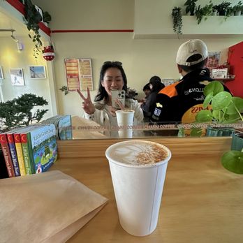 Charm Coffee - Coffee bar seating to have a sip and take mirror selfies - Cafes Near Me - San Francisco, California