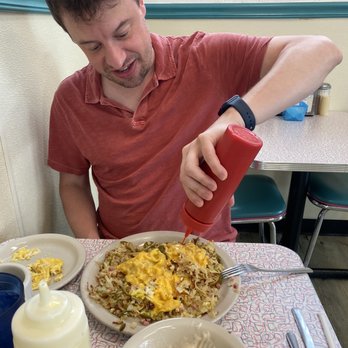 Dots Diner - Hash Brown all the way - Diners Near Me - New Orleans, Louisiana Dots Diner - Hash Brown all the way - Diners Near Me - New Orleans, Louisiana