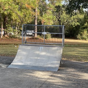 Bay Minnette Skateboard Park - Ramp - Skate Parks Near Me - Bay Minette, Alabama Bay Minnette Skateboard Park - Ramp - Skate Parks Near Me - Bay Minette, Alabama