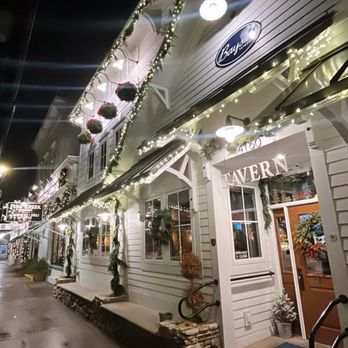 Bayside Tavern - Decorated for the holidays - Pizza Near Me - Fish Creek, Wisconsin