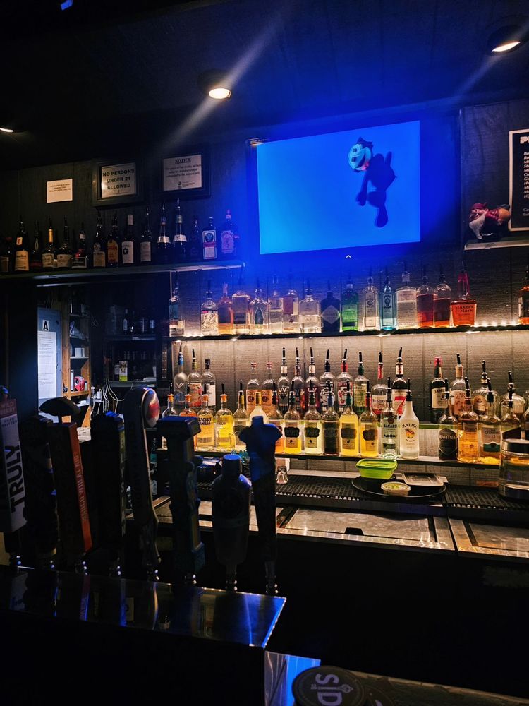 Pecs Bar — Hillcrest