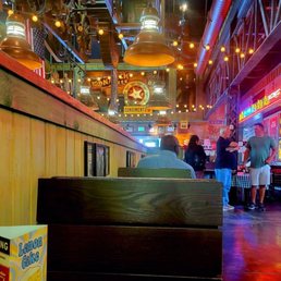 PORTILLO’S MORENO VALLEY - Updated December 2025 - 1500 Photos & 1518 ...