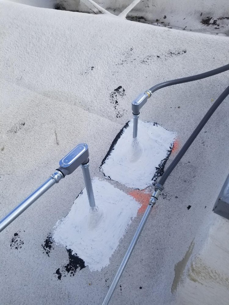 Slide of Huncho Roofer