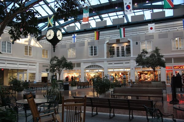 Savannah/Hilton Head International Airport by null