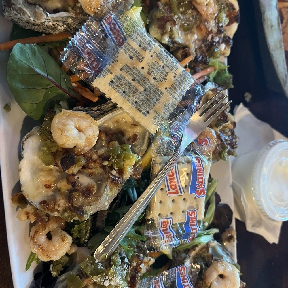 Sam's Sunset Kitchen - Pelican oysters - Sports Bars Near Me - Seabrook, Texas