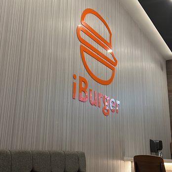 iBurger - the interior of a restaurant - Burgers Near Me - Miami, Florida