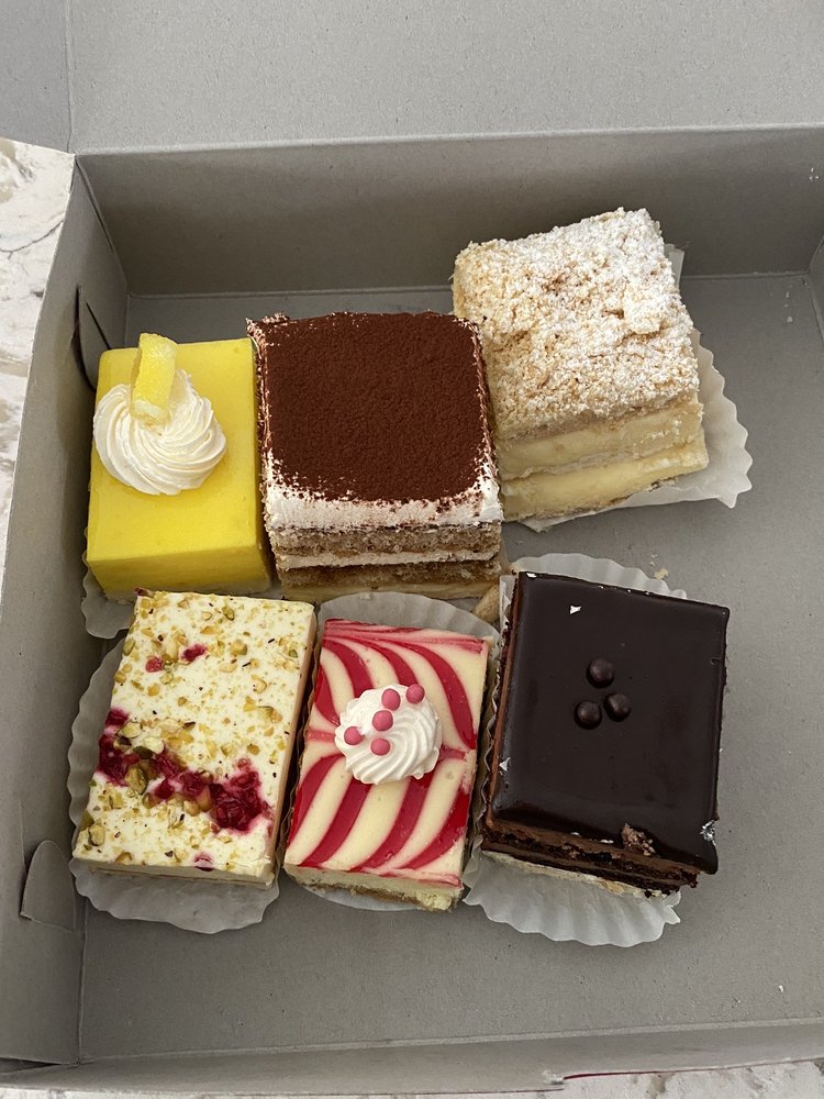 CAKES & PASTRIES Updated September 2024 18 Photos & 17