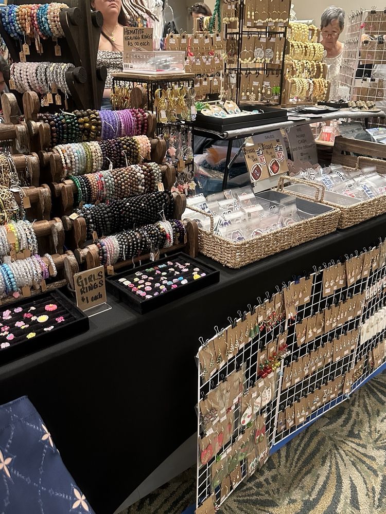 Make-A-Wish Hawaii - social services organization in Honolulu, HI