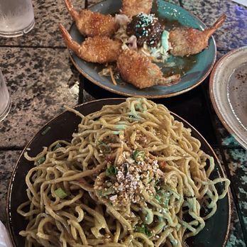 Three's Bar & Grill - Garlic Noodles and Coconut Crusted Shrimps - Asian Fusion Near Me - Kihei, Hawaii
